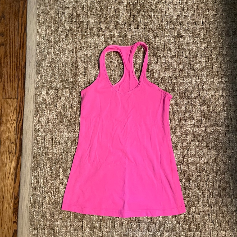 LuluLemon top size 8 in hot pink